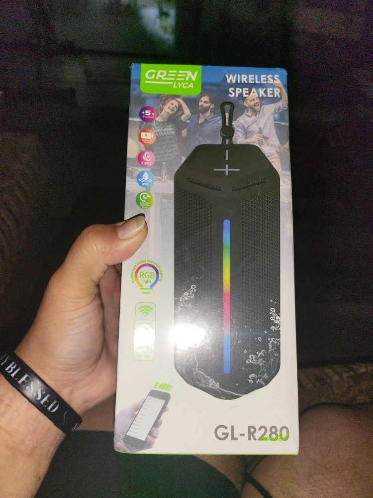 Green Lyca Wireless Speaker