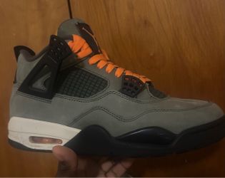 Air Jordan 4 Undefeated Men’s Size 10