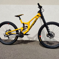 2023 Santa cruz V10 CC