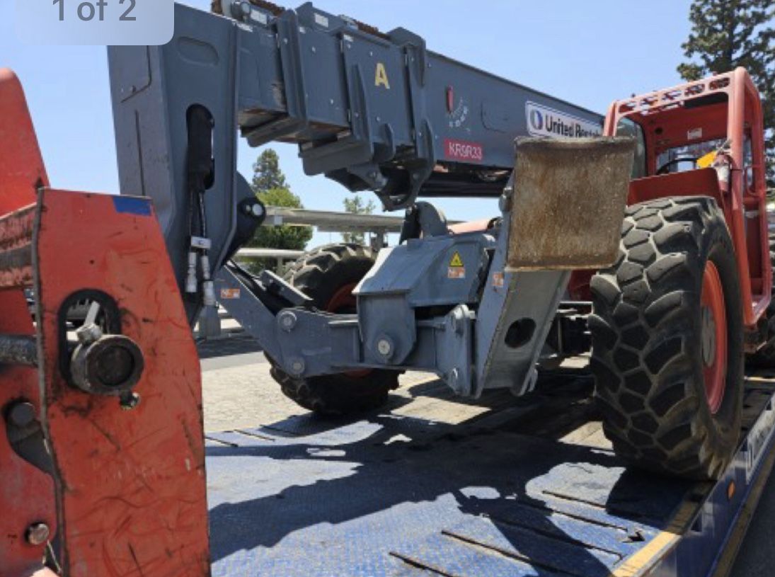 Skyjack Reach Forklift // variable reach