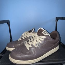 Nike air force 1 brown size 11