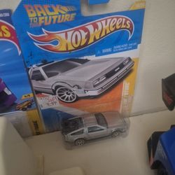 2011 Hot Wheels Back To The Future Delorean 