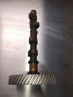 Vw engle 120 performance cam with bolt on cam gear used needs to be cleaned up $50