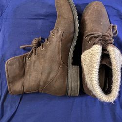 Boots. Ankle   $10  