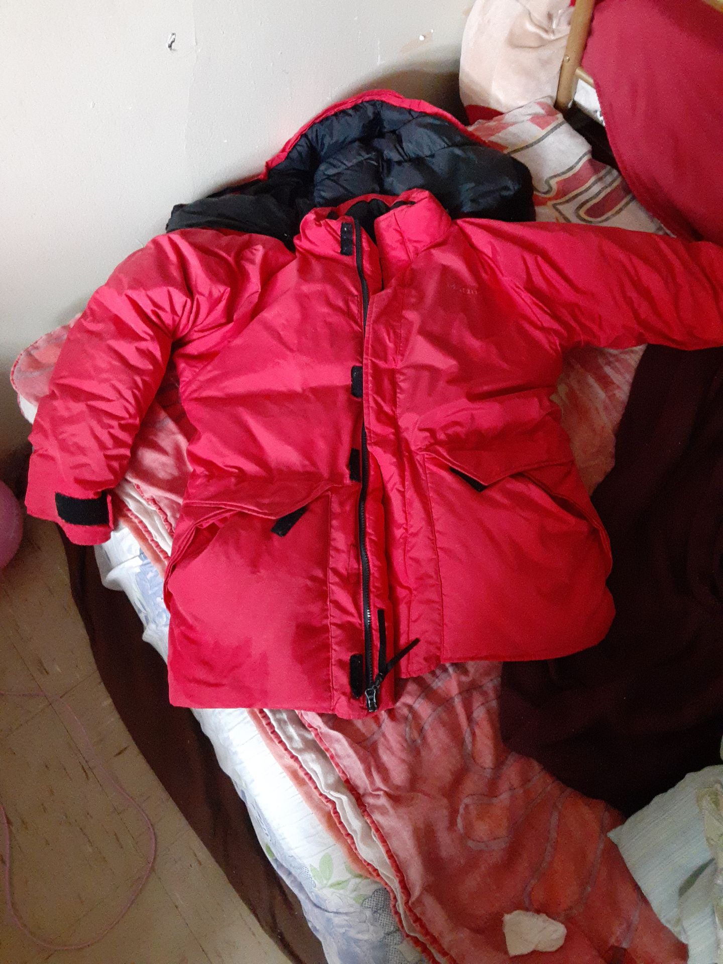 Marmot biggie 90s red and black