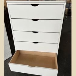Dresser/ Five drawers dresser