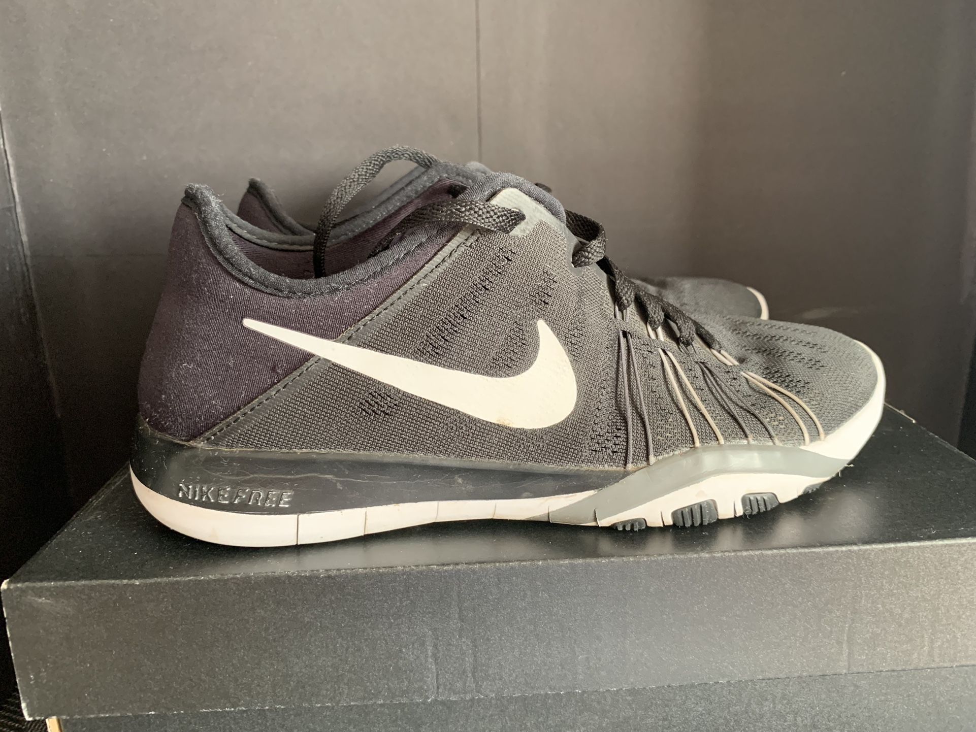 Womens nike free top tr 6 training shoes