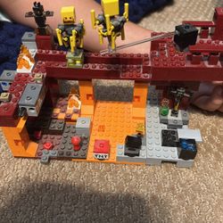 Lego Minecraft Set