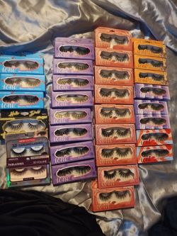False eyelashes