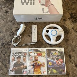 Nintendo Wii bundle With Wii Sports + Super Mario Galaxy + 2 Controllers , 2 Nunchucks