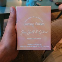 lasting smiles sea salt and citrus aromatherapy candle