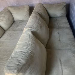 2 Sectional set 
