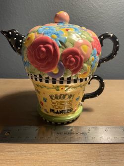 Michel & Co Bloom Where You’re Planted Tea For One Teapot Cup Set Floral
