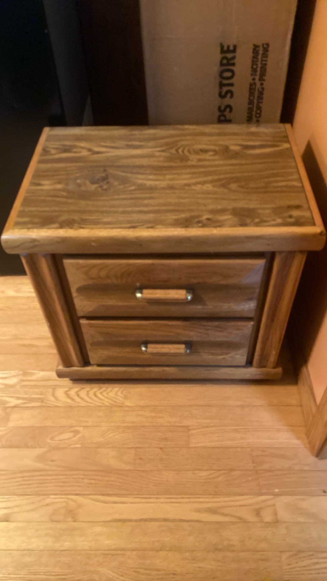 End Table/ Nightstand