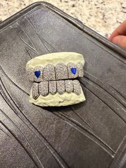 Moissanite Grills