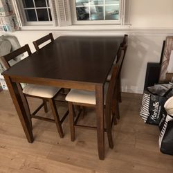 Table Set