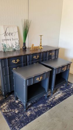 STUNNING NAVY BLUE DRESSER SET LINK TAYLOR BRAND