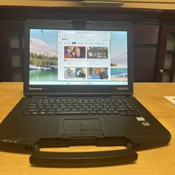 Touchscreen Panasonic Toughbook CF-54 with 32gb of Ram
