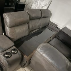 Free Couch 