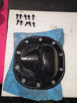 Foxbody 8.8 rear Diff cover, Bolts & New Gasket  $40.00