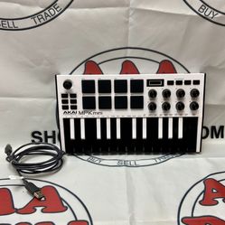 Akai PROFESSIONAL MPK Mini 25 Key Electronic Keyboard 11055487