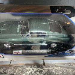 Maisto - 1/18 Scale Compatible with Ford Mustang GTA Fastback (1967) Green
