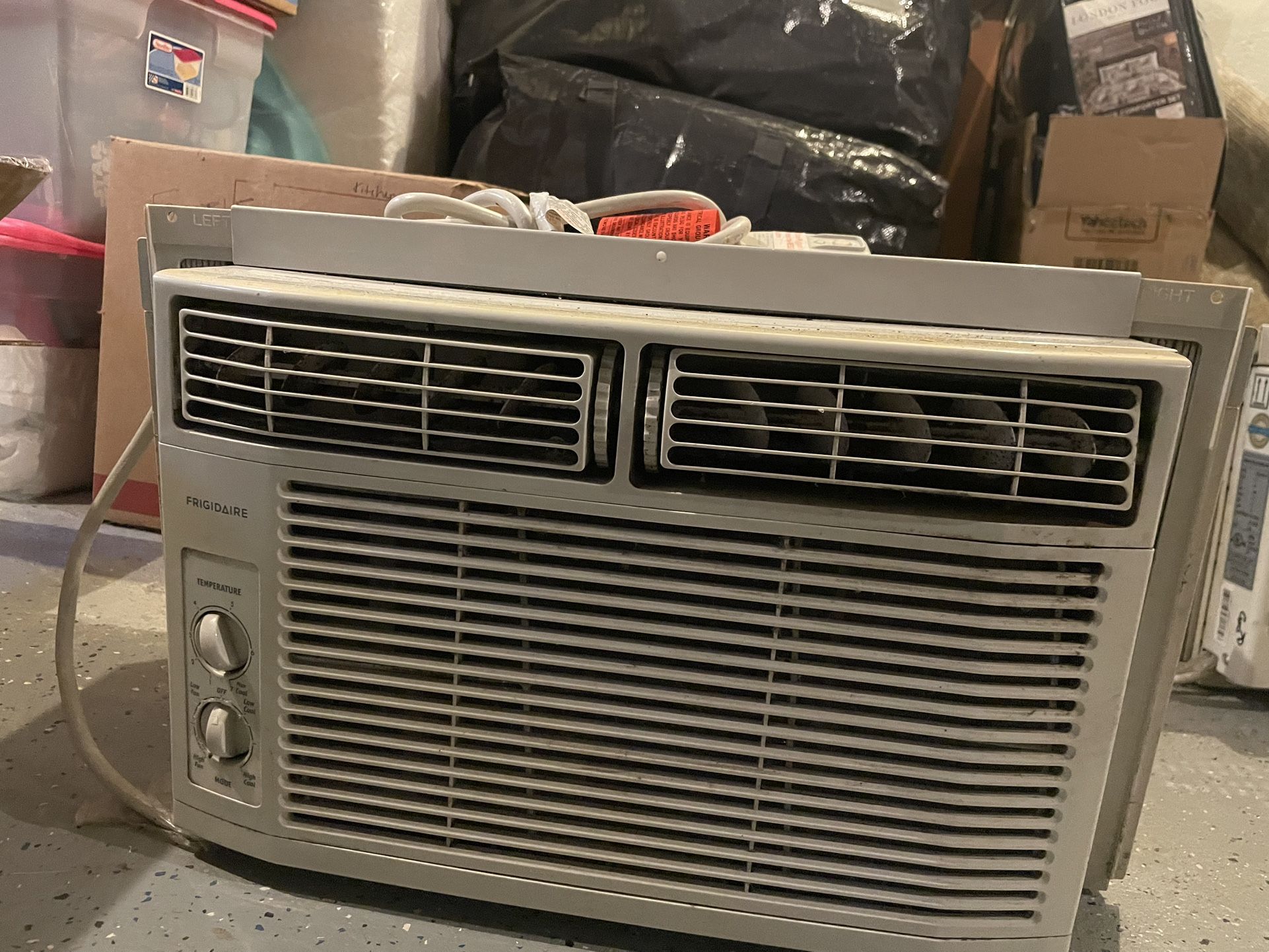 FRIGIDAIRE Window AC 