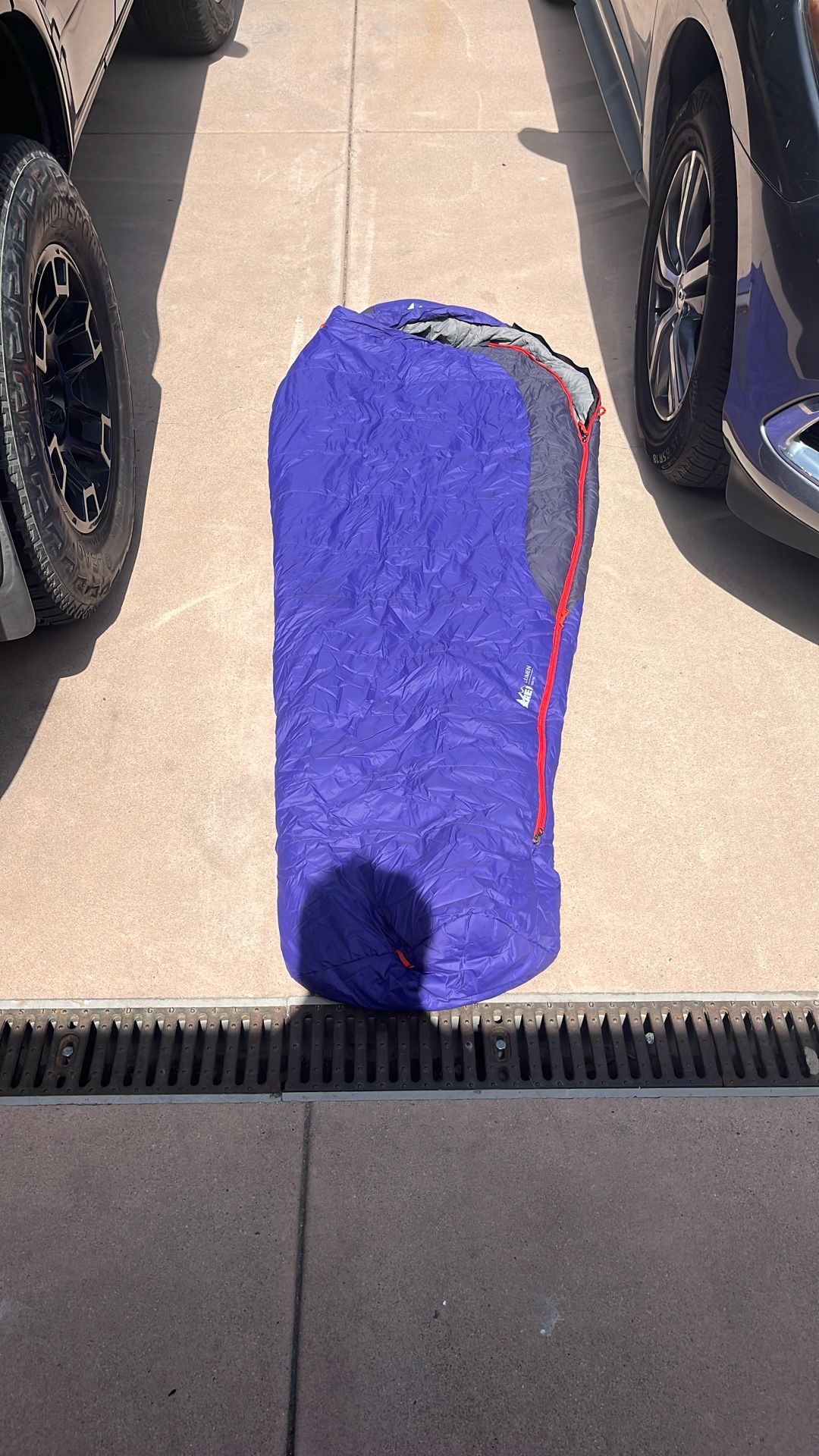 REI youth Sleeping Bag