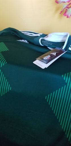 Vendo camisa original de a didas la doy a como me costó$65