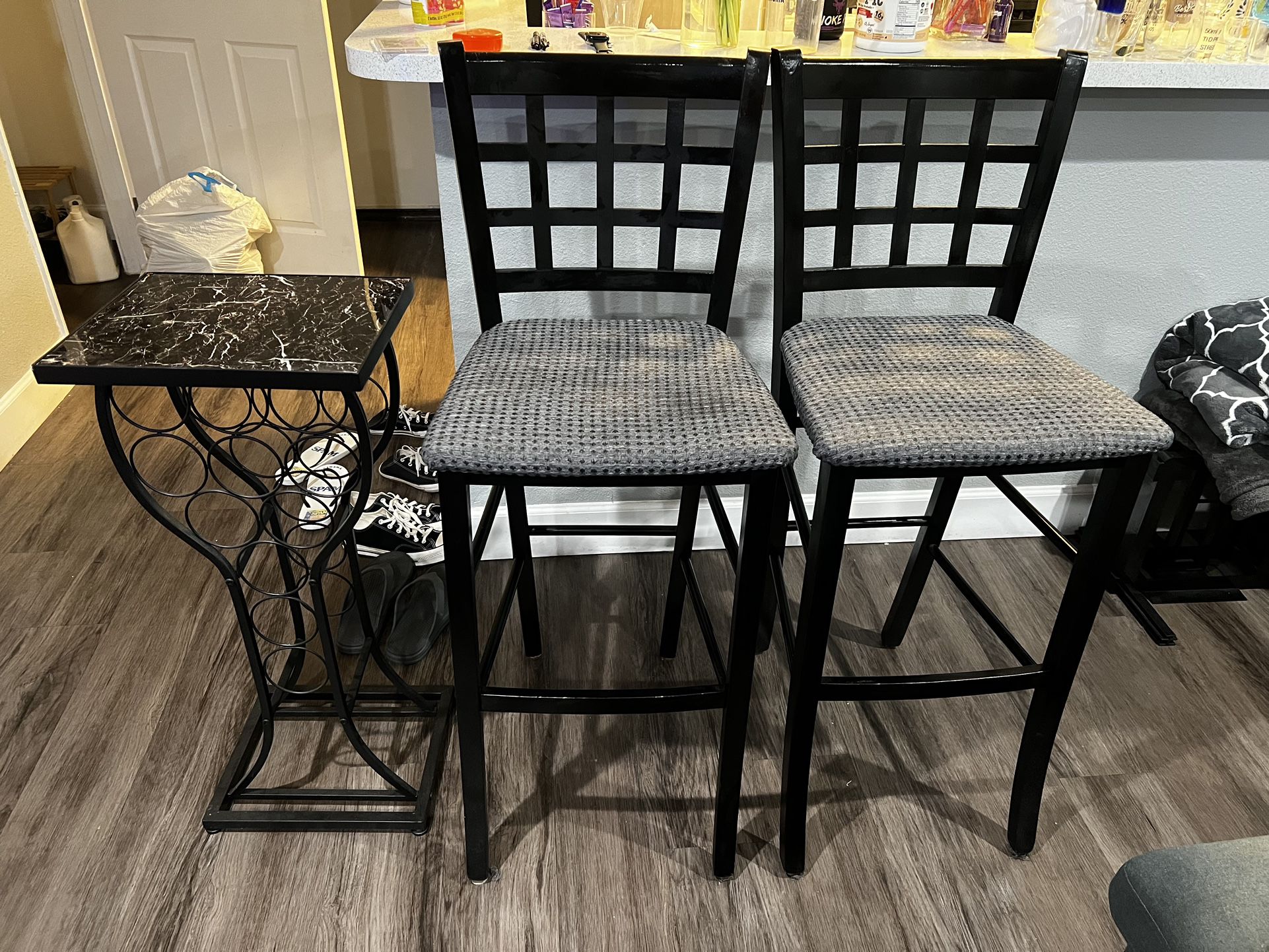 High Chairs And Wine Stand 