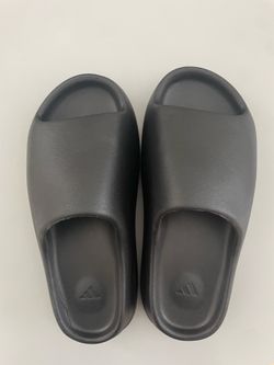 Adidas Yeezy Slides