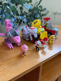Paw Patrol Vehicle & Pup Toy Lot
