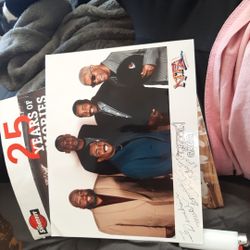 AUTOGRAPHED PICS