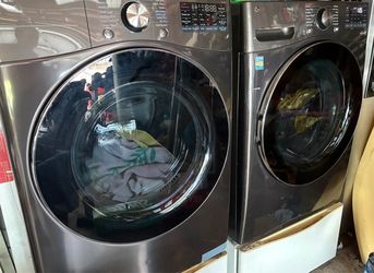 LG washer and dryer set
