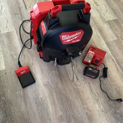 Milwokee Snake   Drein Bateria Y Cargador