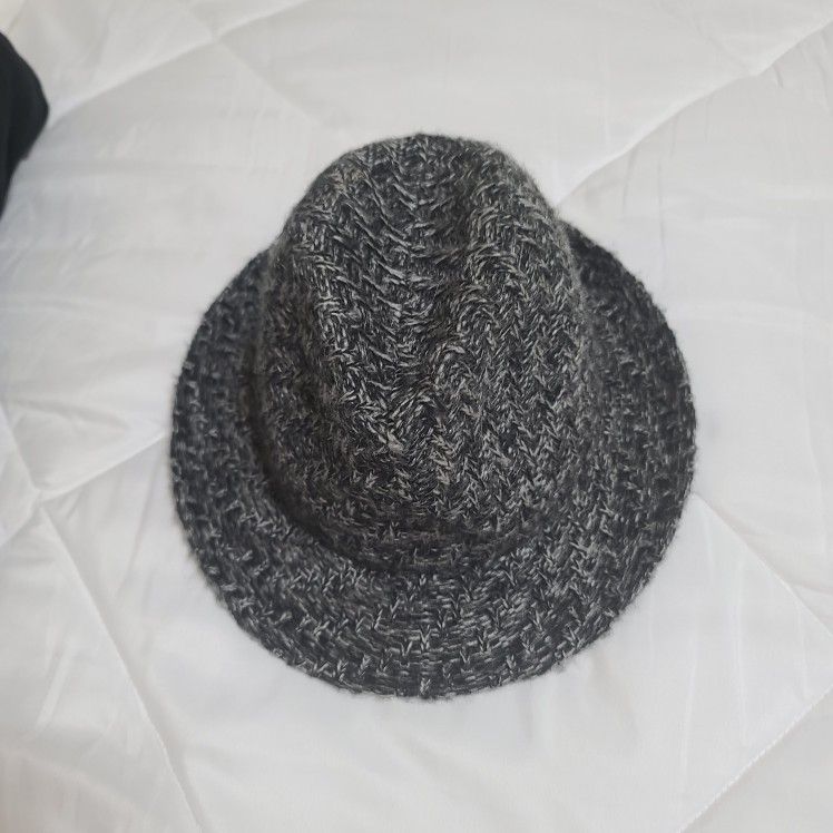 Vince Comuto Designer Hat
