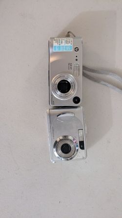 Vintage Digital Camera Lot 2 Of Them