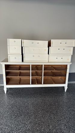 9 drawer dresser