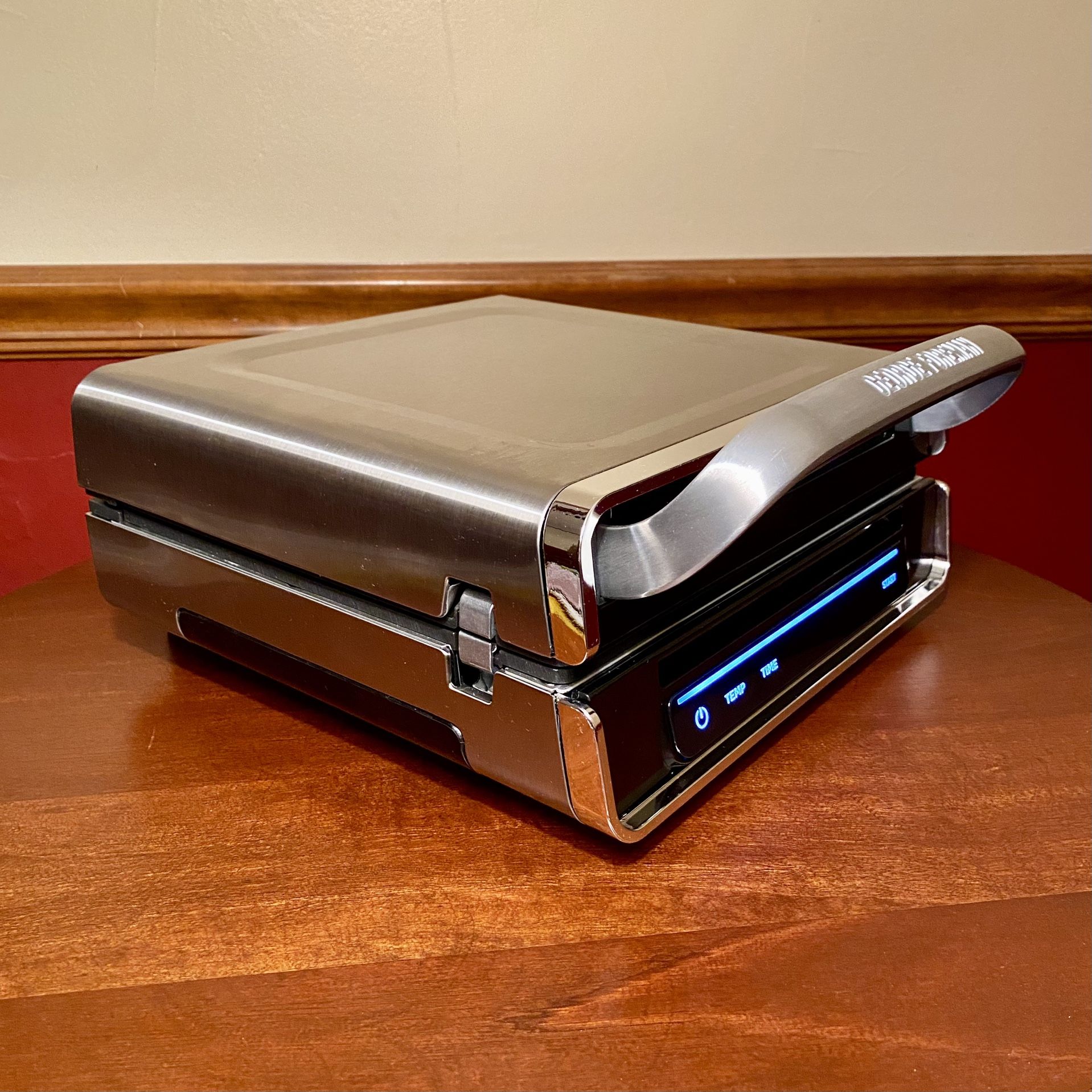 George Foreman GRD6090B- Digital Smart Select Family Size Smokeless Grill *NEW*