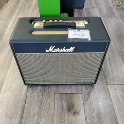 MARSHALL AMP