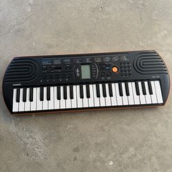 Casio 44 Key Portable Piano SA-76