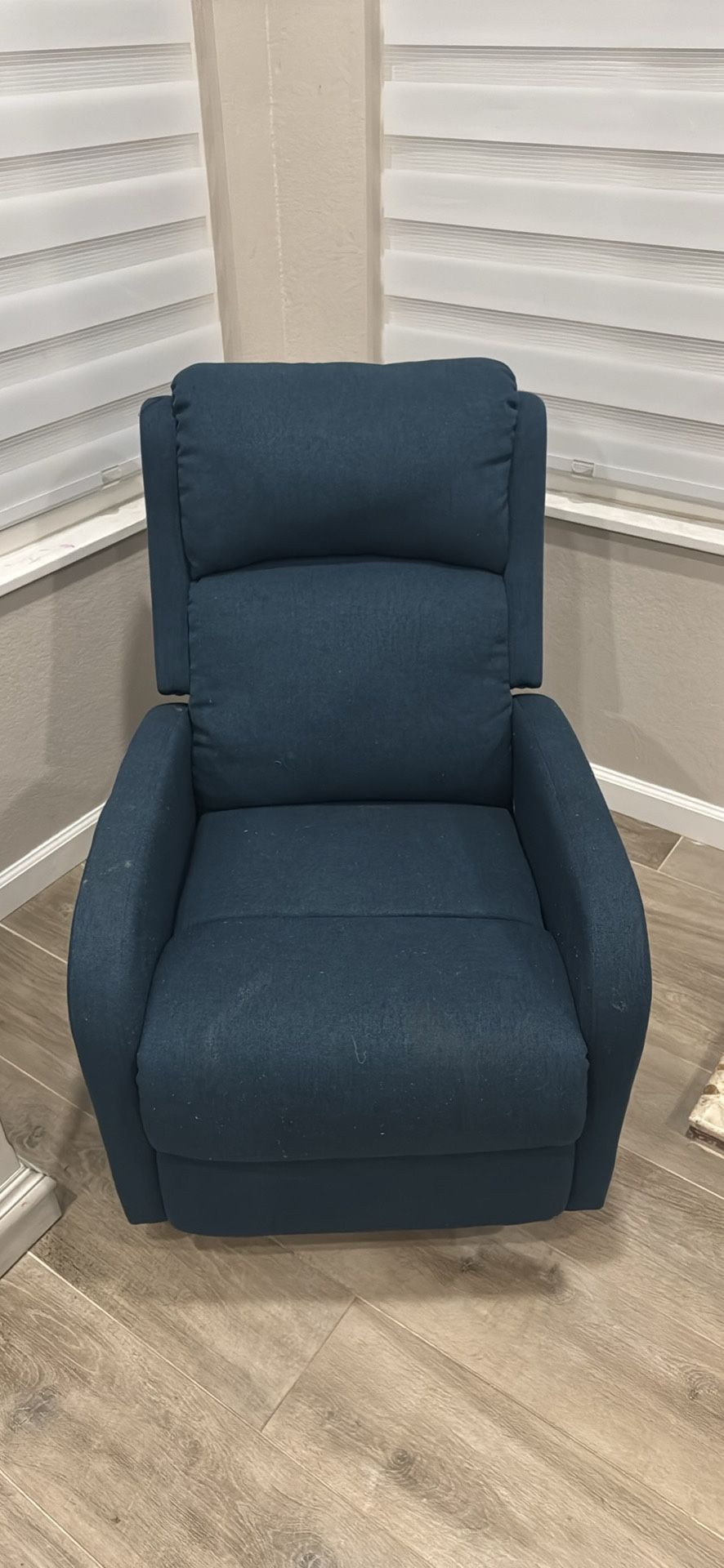 Small Recliner