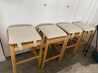 Set of 4 Backless Wood Bar Stools
