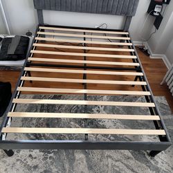 Queen Bed Frame w/ Headboard
