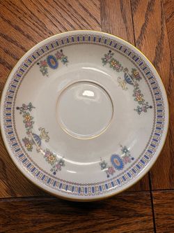 8 Piece Lenox Dishset “The Colonial” - $600