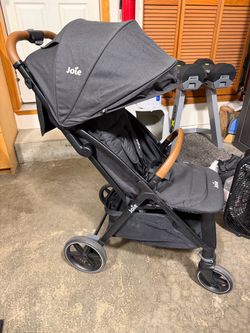 Joie nutmeg compact lightweight travel stroller
