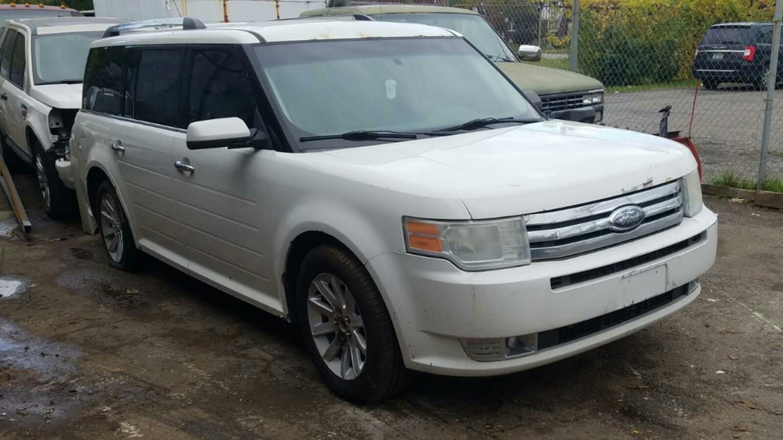 Parting out 2009 Ford flex