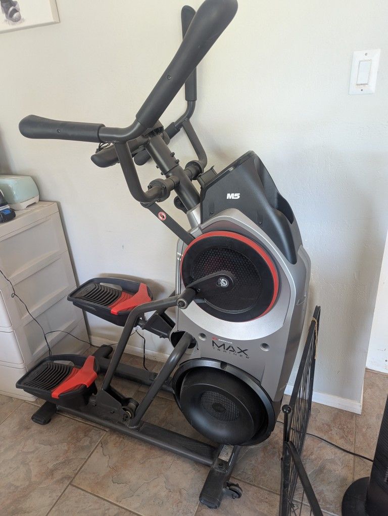 Bowflex Max Trainer M5 stair-stepper / elliptical