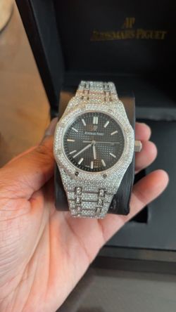 Moissiante stones Vvs 26ct silver black dial watch (PASSES DIAMOND TESTER)(ON SALE)
