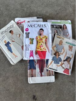Bulk of 40 different sewing patterns